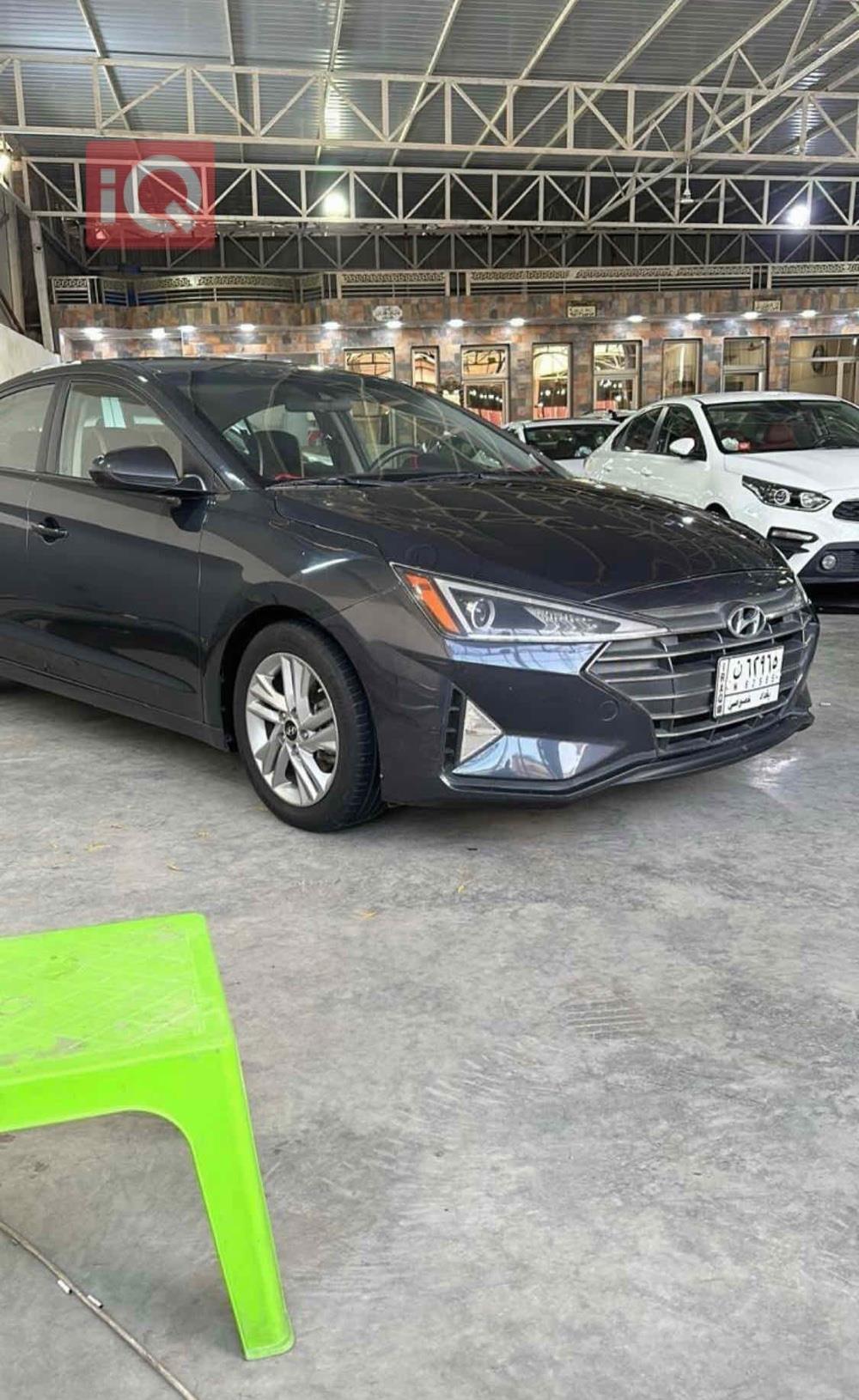 هیوندای ئەلەنترا